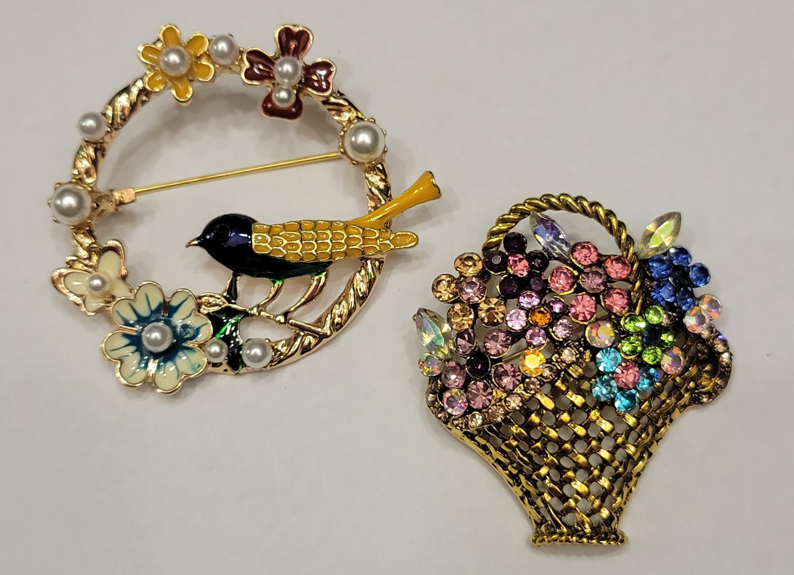 Gorgeous Rhinestone Flower Floral Bouquet Bird Brooch Lot CA USA P69