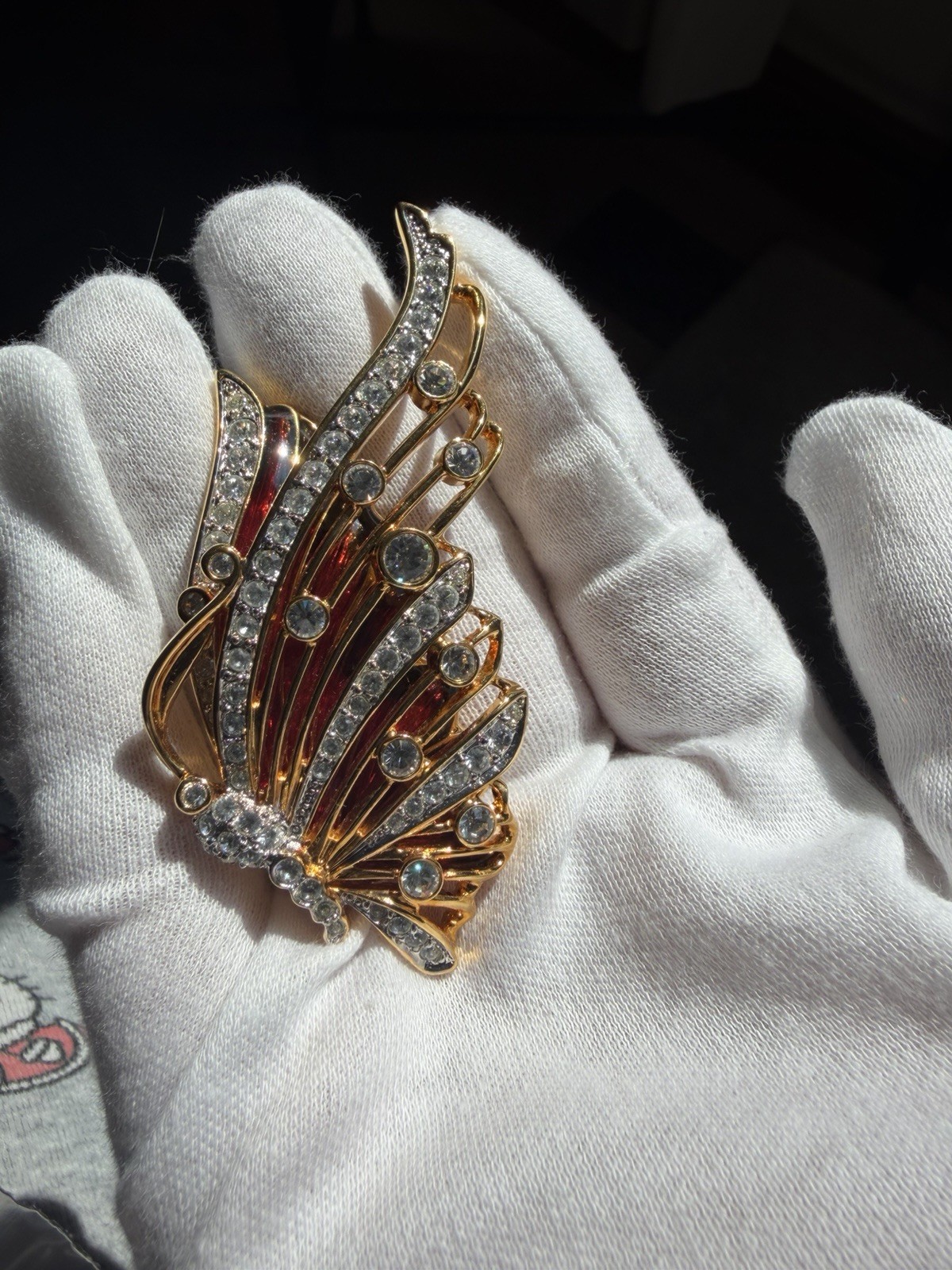 Nolan Miller Glamour Collection Signed Feather Rhinestone Brooch Pin Gold/Clear