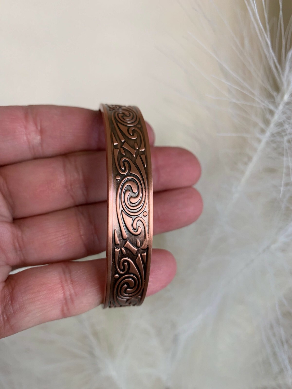 Gorgeous Pure Copper Magnetic Bangle Cuff Arthritis Pain Relief Stress Energy 
