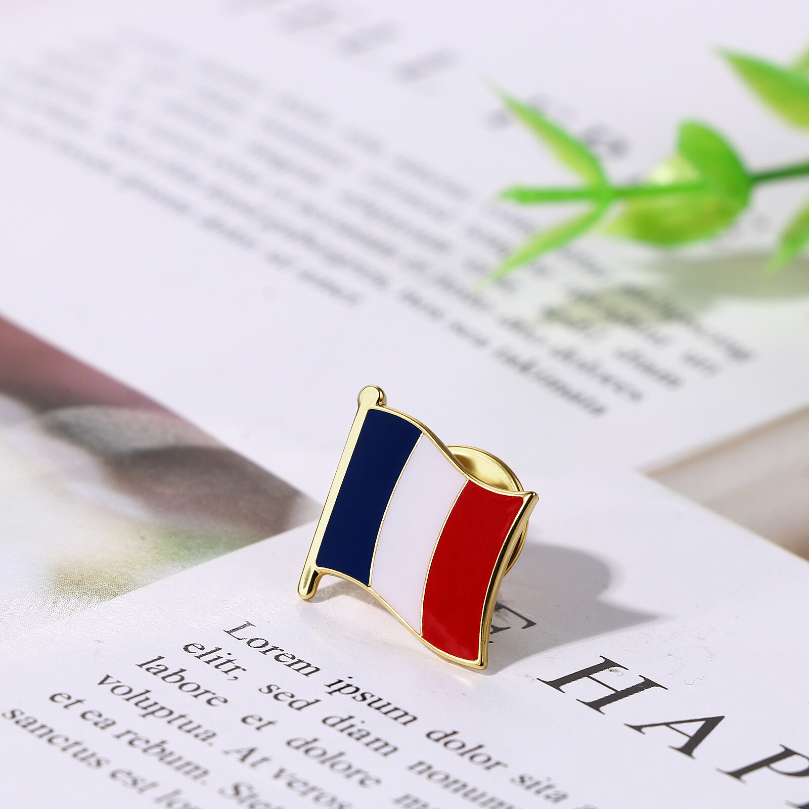 French Flag Pin Men’s Women’s Suit Uniform Lapel Pin Bastille Day Patriotic Pin