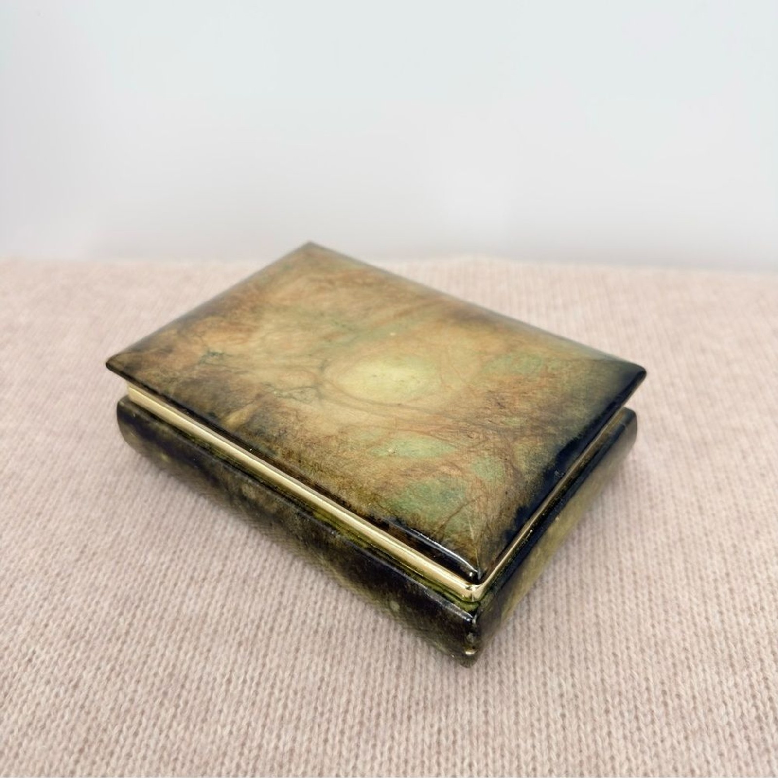 Genuine Alabaster Jewelry Box Green Lidded Hand Carved Italy