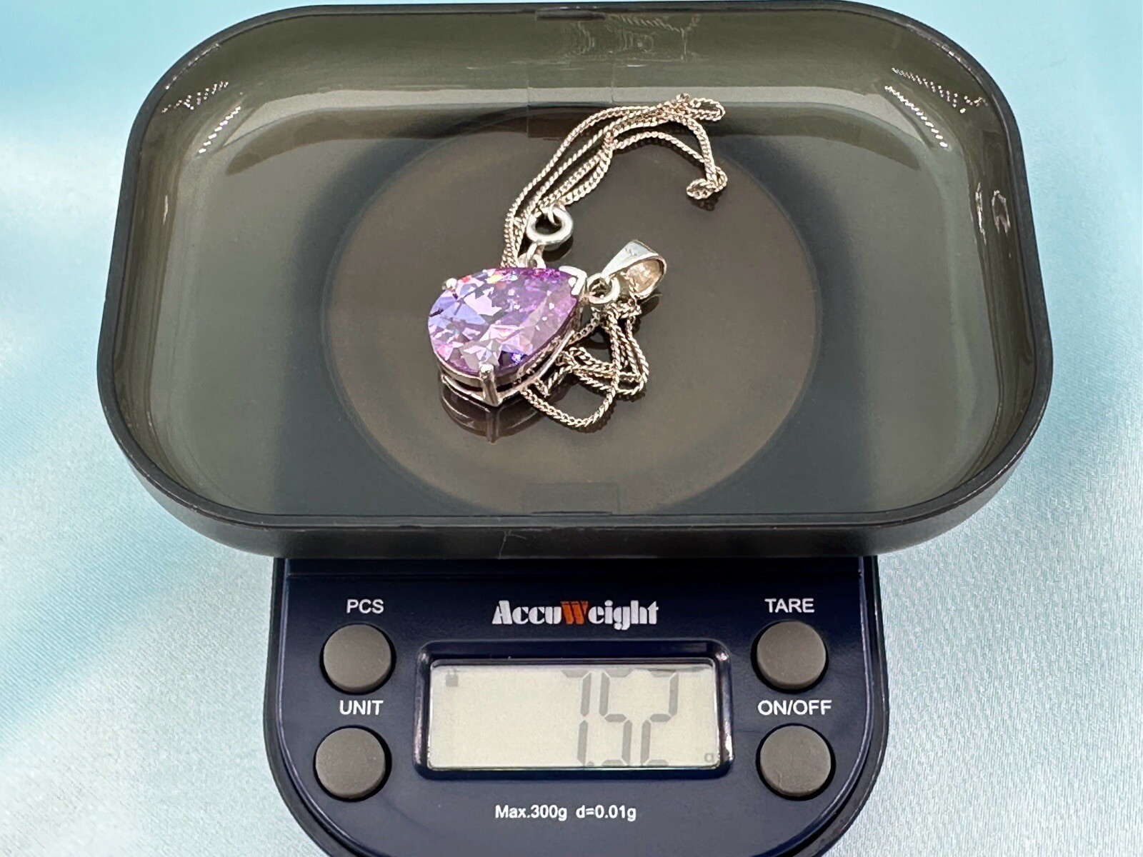 Sterling Silver Purple Stone Pendant On 16 Inch Chain 7.52gm