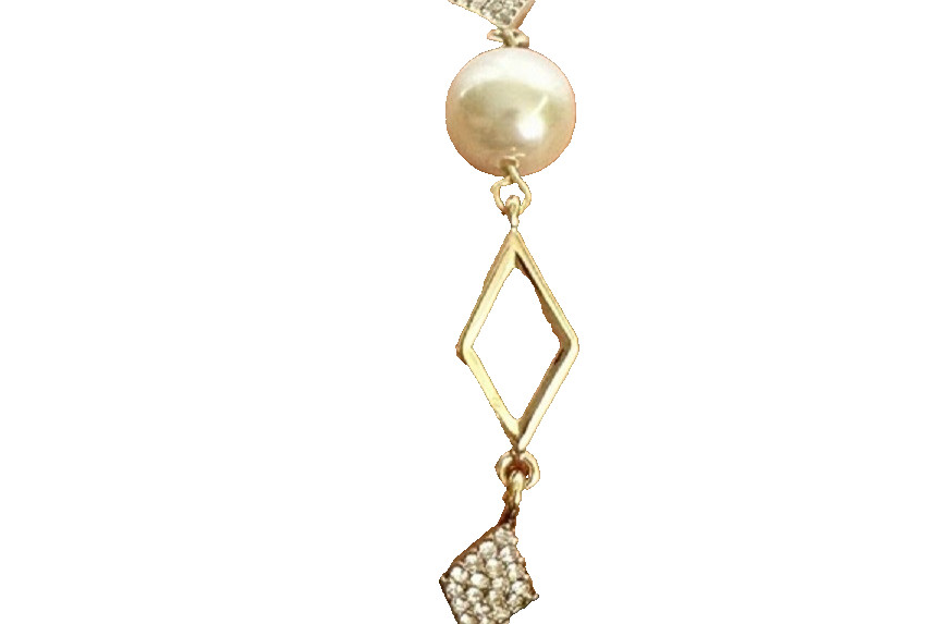Karl Lagerfeld Paris Bracelet Gold-Tone Crystal Diamond Shape Link/FX Pearl NWT