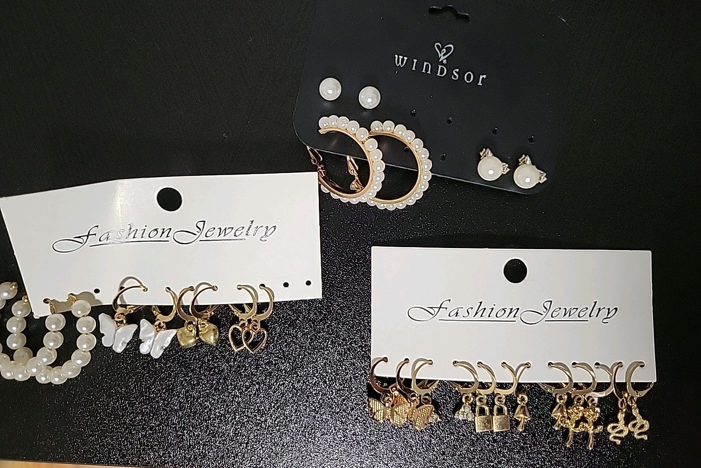 Windsor + Other Cute Earring Sets: Pearl And Gold UNWORN – Can Sell Seperately