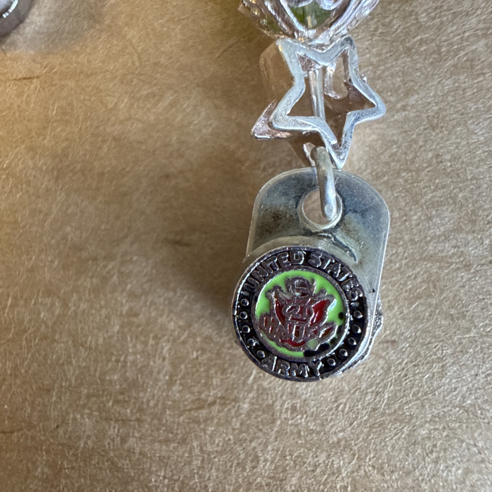US Army Logo Green And Silver Earrings and Necklace Set 18”