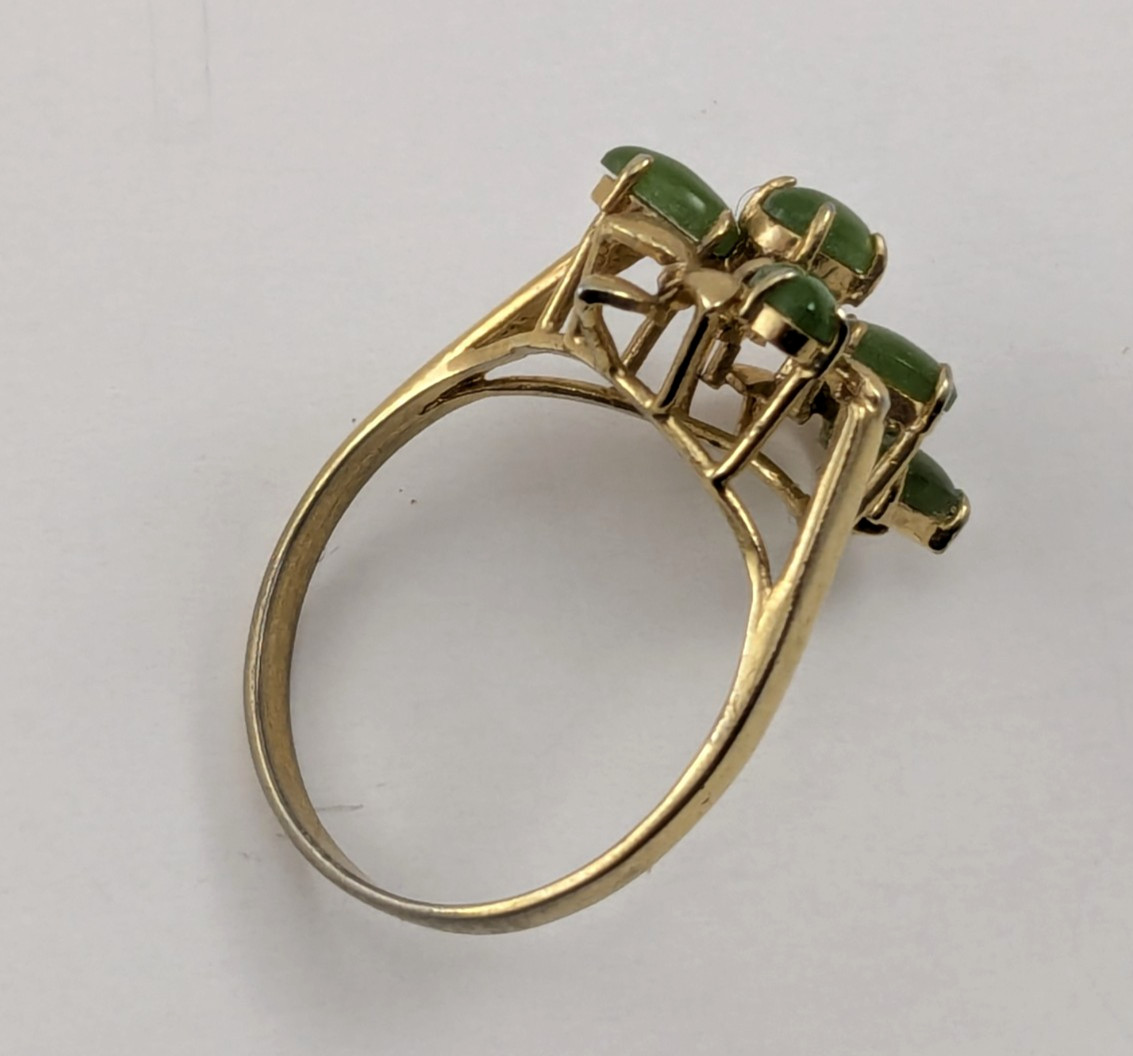 Vintage Faux Jade Cluster Ring Gold Tone Estimated Size 8/8.5 Very Good