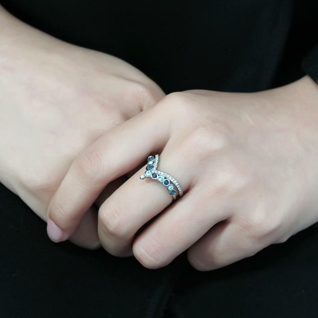 DA305 – No Plating Stainless Steel Ring with Top Grade Crystal in Multi Color