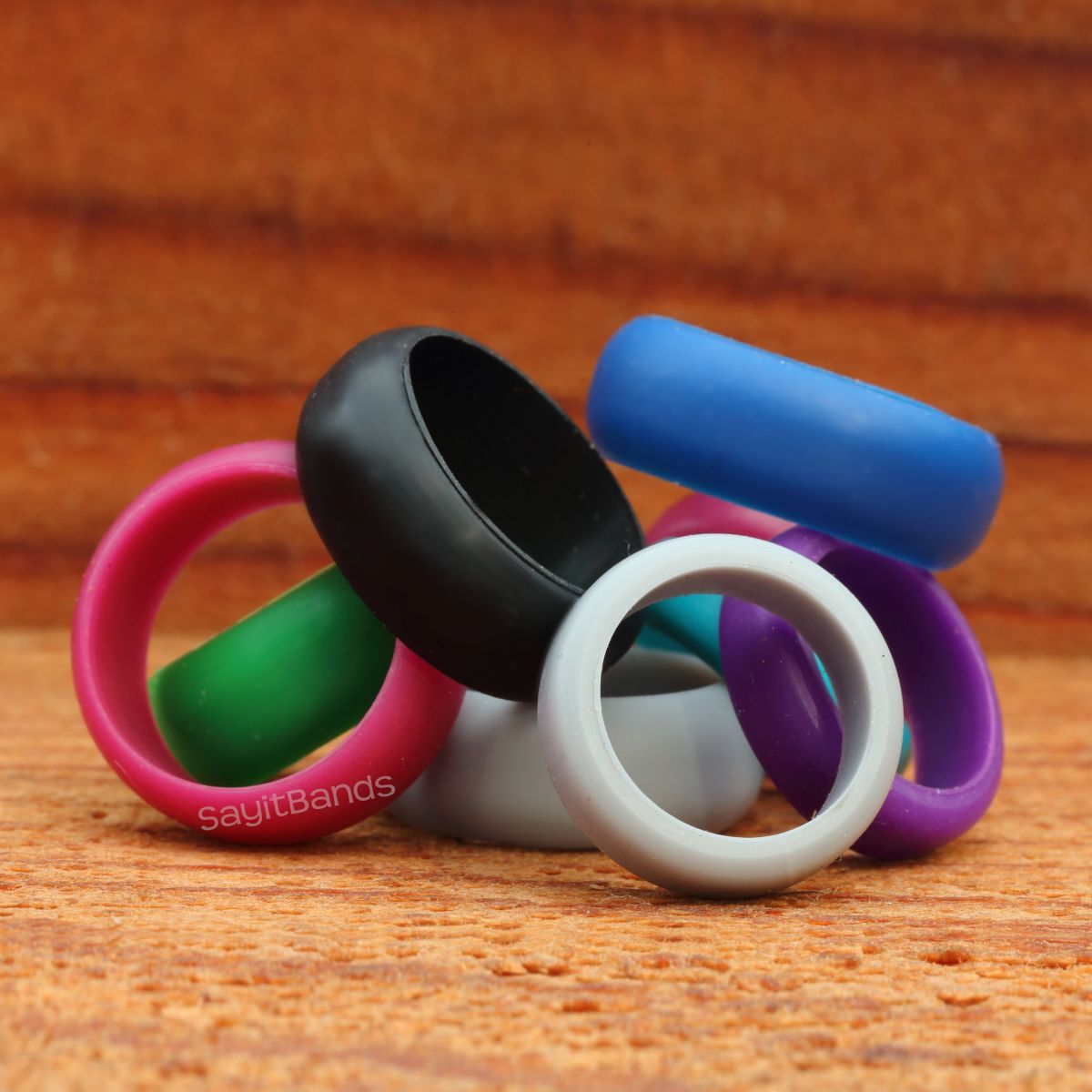 Womens Silicone Ring – A Great Wedding Band Replacement for Active Livestyles