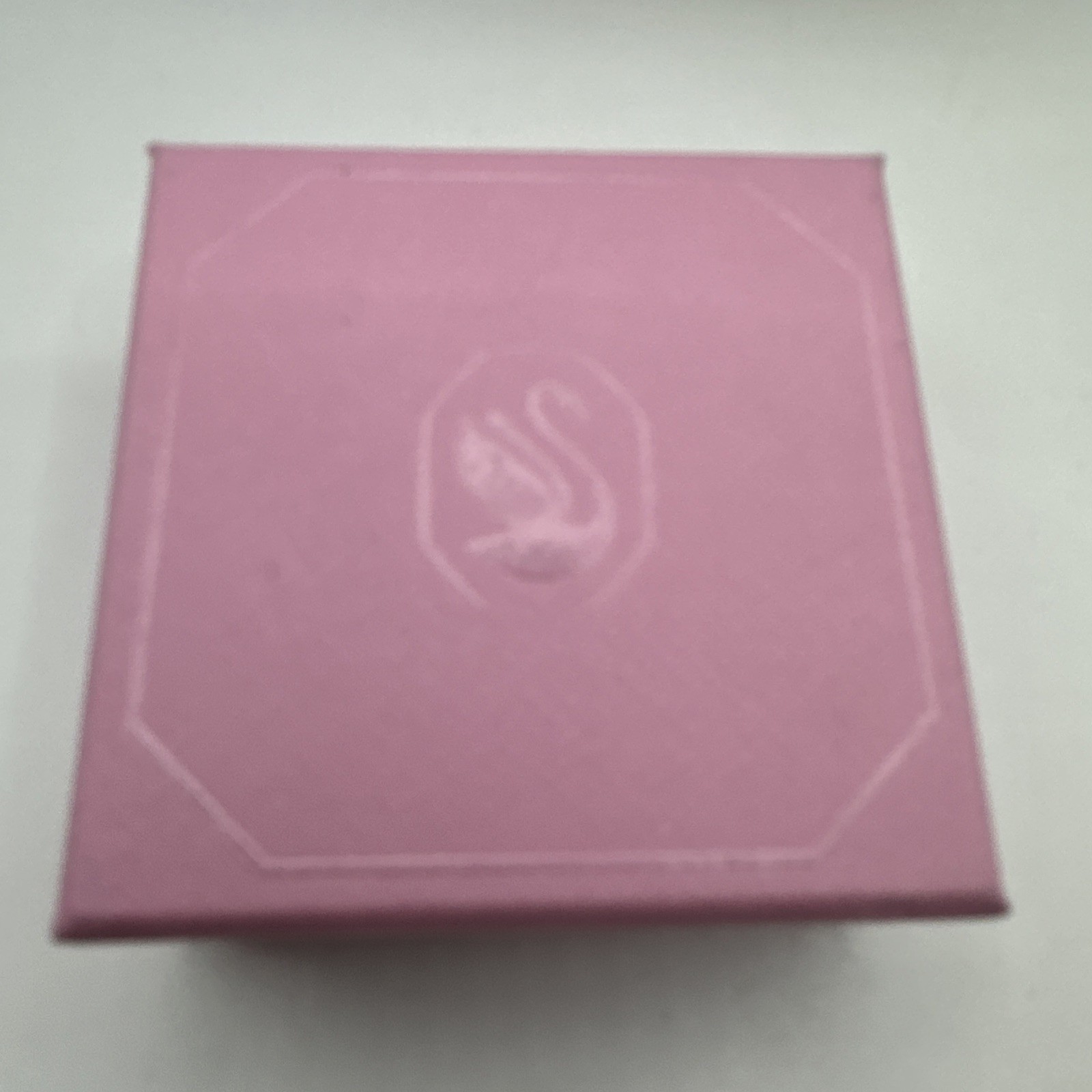 Swarosvki, Classic Swan Pink Crystals and Pink Rose Earrings Gold Plated New