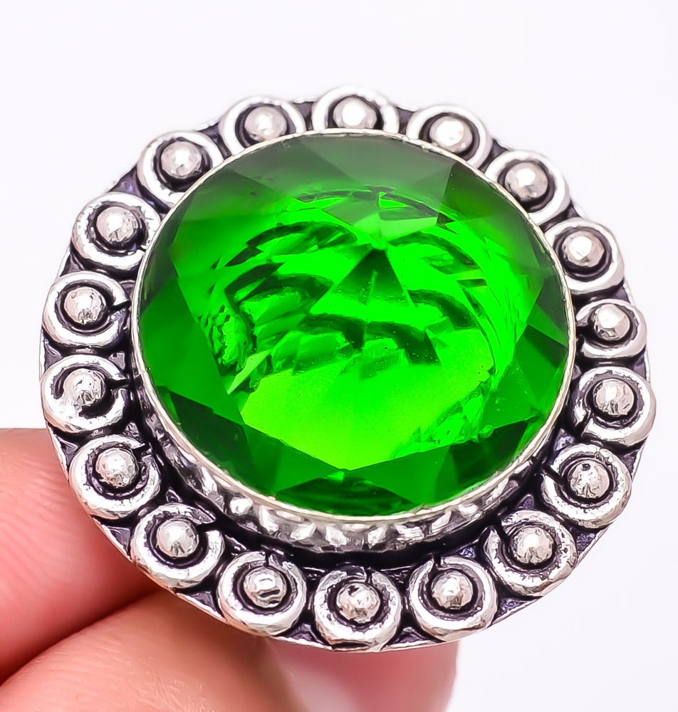Tsavorite Quartz Gemstone 925 Silver Plated Jewelry Ring s.7 S1948