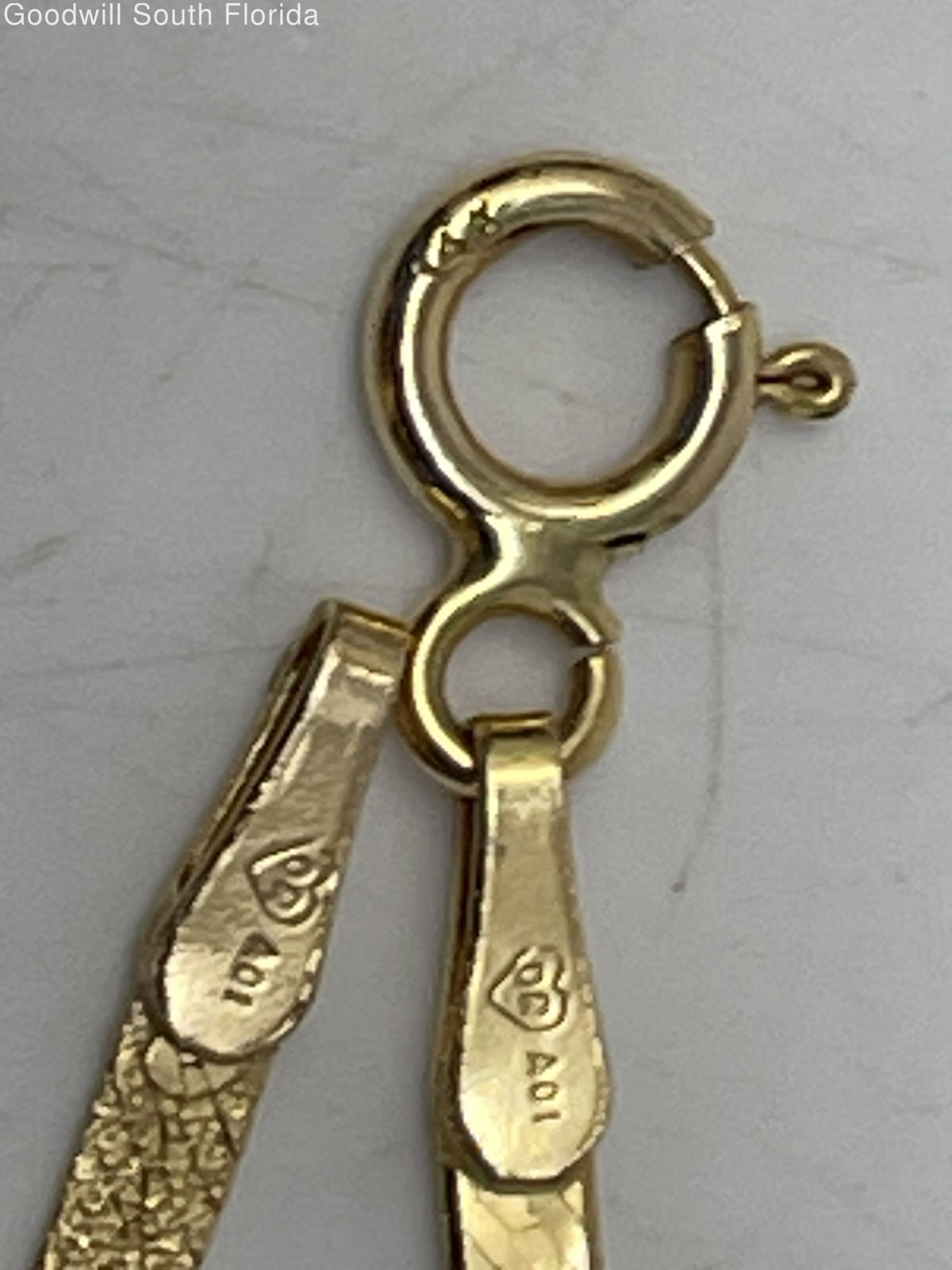 Gold 14K Bracelet Women’s (Stamped 14K. Tested 13.79KT) Weight 1.0gr.