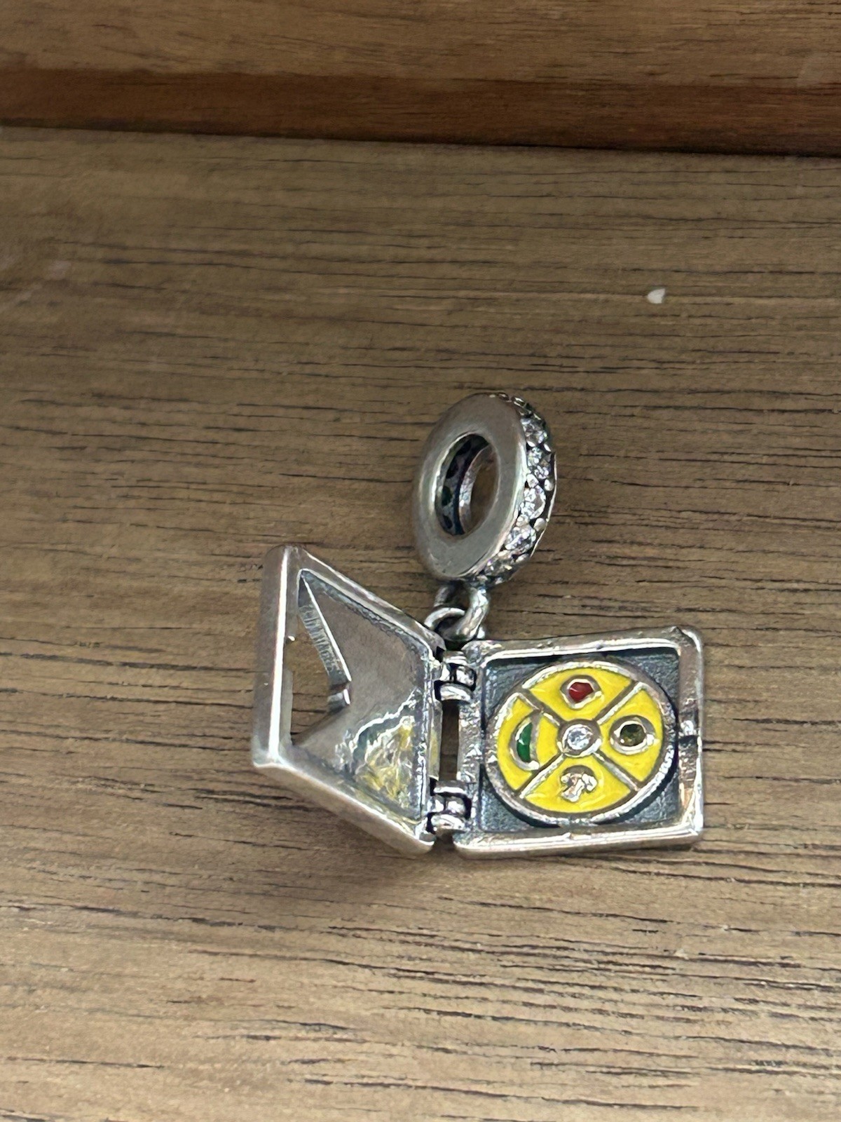 Silver Charm Openable Pizza Box Whit Slice Dangle Charm Red Yellow
