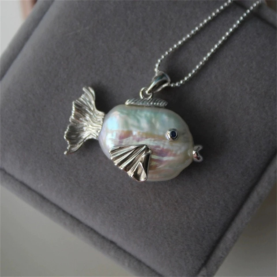 Clownfish Pendant Necklace Pearl Fish Shape O Chain Marine Theme Jewelry