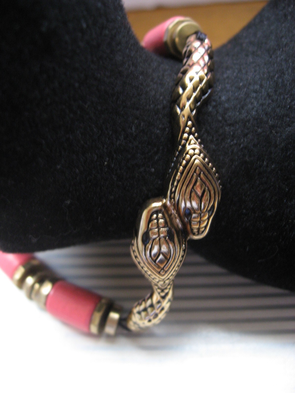 Jenny Bird Bracelet Double Serpent Kiss New Black Pull Tie Friendship Coral Wood