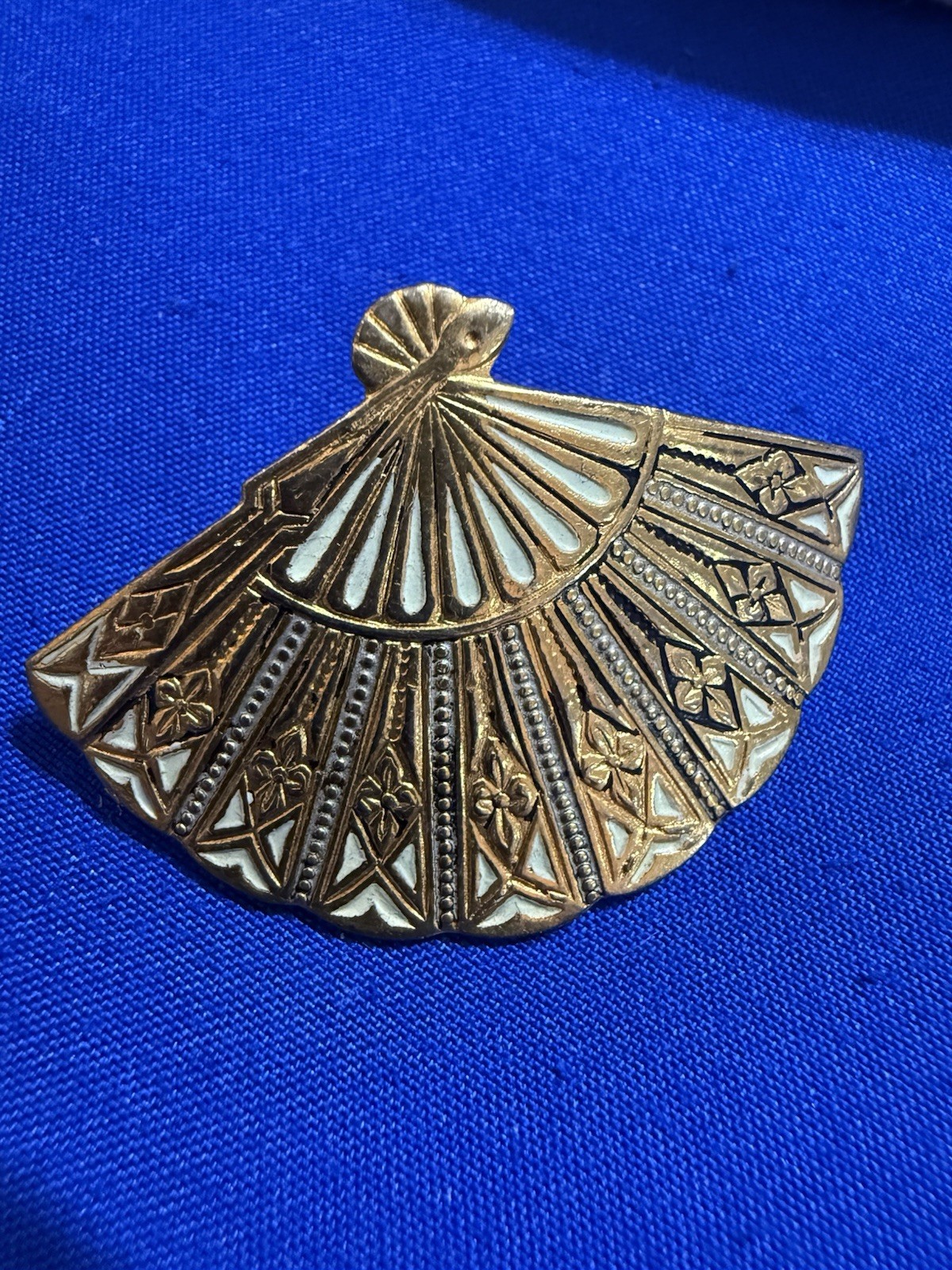 Vtg Spanish Enamel Articulated Fan Brooch Pin Pendant