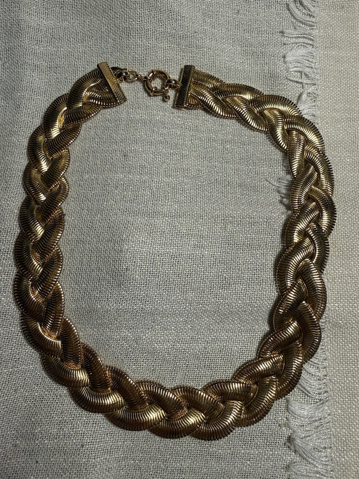#5 Gold Tone Braided Chain Necklace Spring Ring Clasp 18 in No Stone