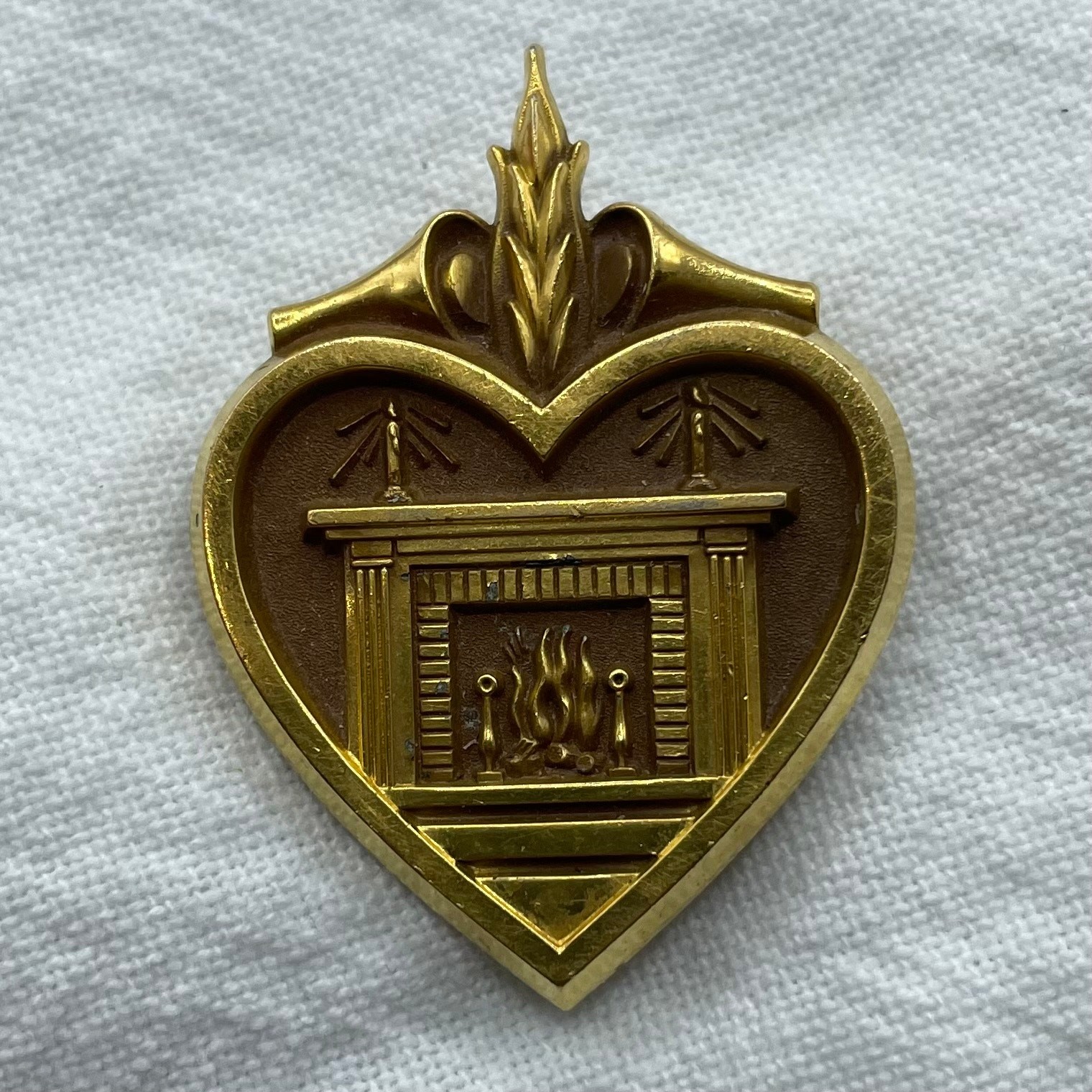 Betty Crocker Vintage Pin Homemaker of Tomorrow Jostens