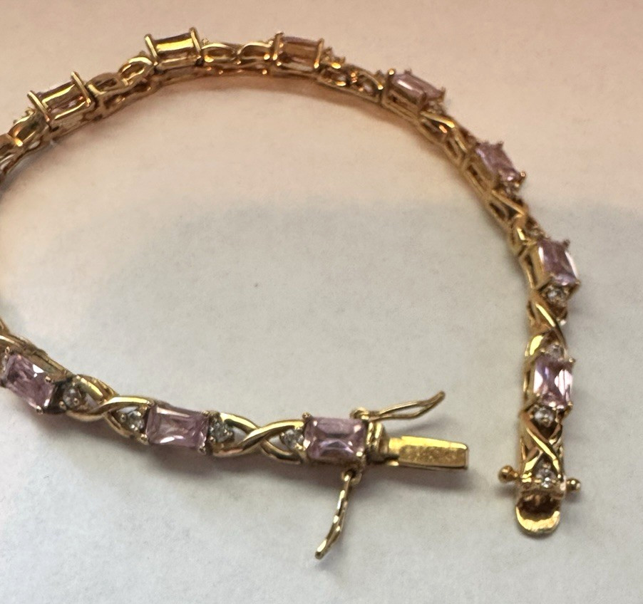 Alexandrite Simulated Diamond Gold tone X Link Tennis Bracelet box clasp 8 inch