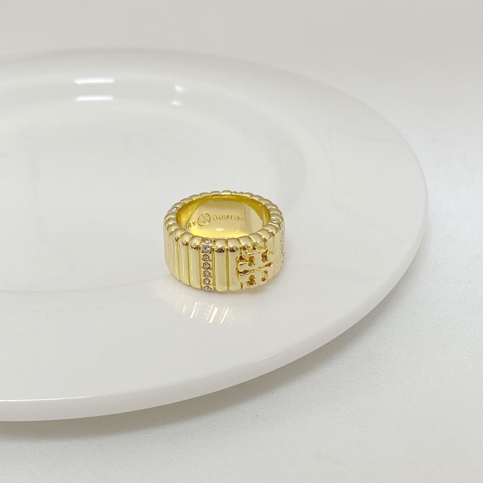 New Tory Burch Crystal Textured Pave Logo Band Ring Size 8