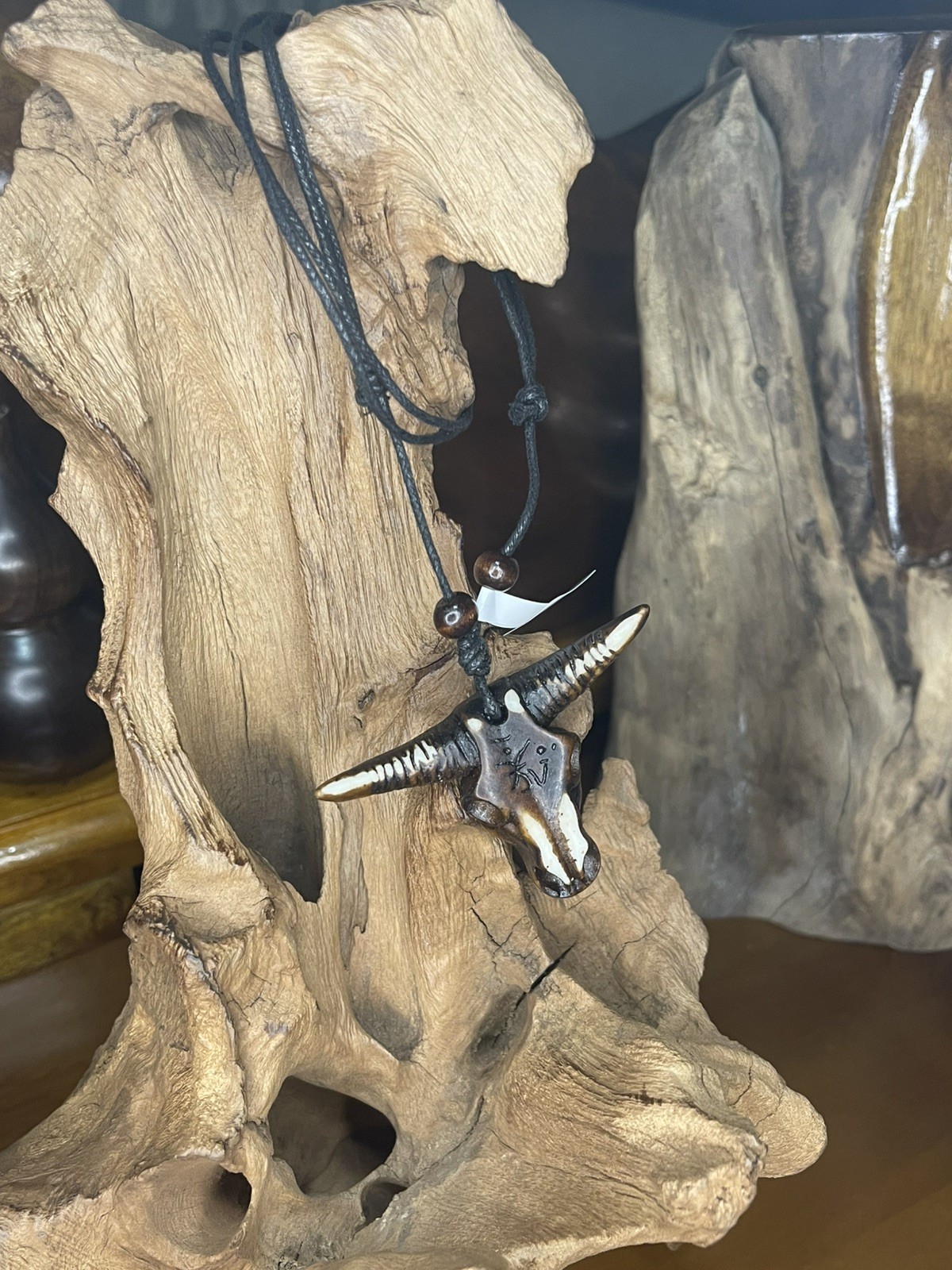 Brand New – Vintage Western Tribal Bull Skull Pendant Adjustable Necklace Cord @