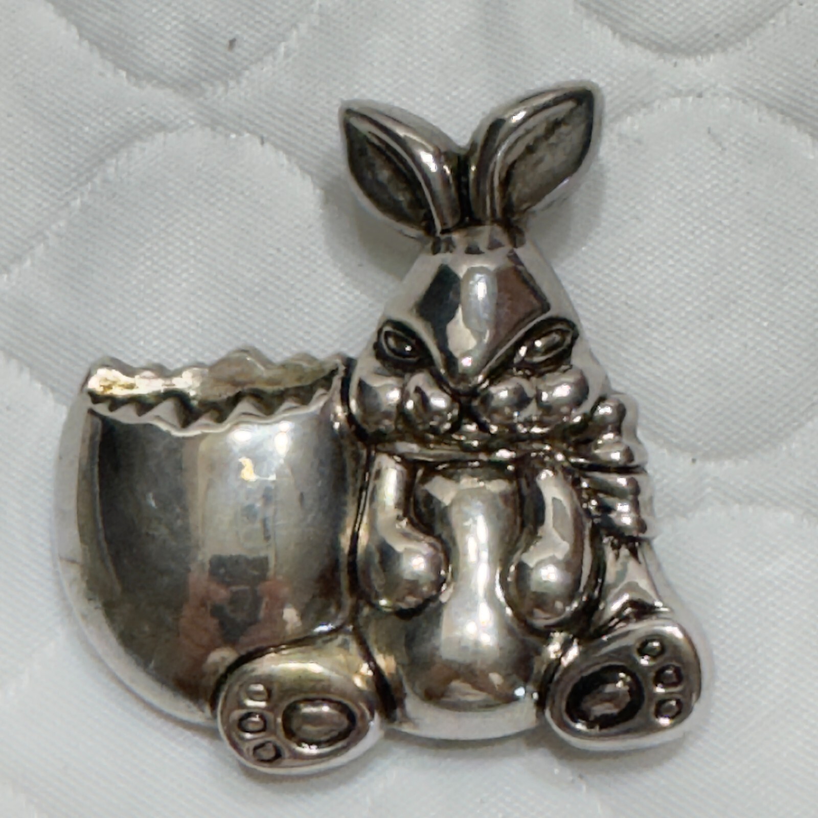 Best Silver Plated Rabbit Bunny Easter Egg Pin Brooch Pendant Slider