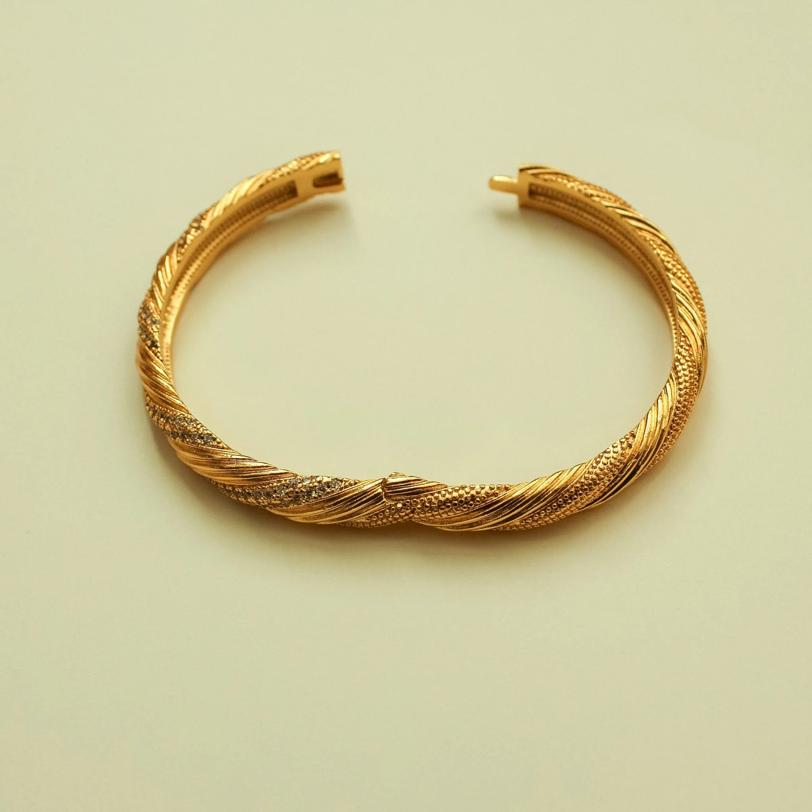 Twisted CZ Pavé Bangle — 22K Gold