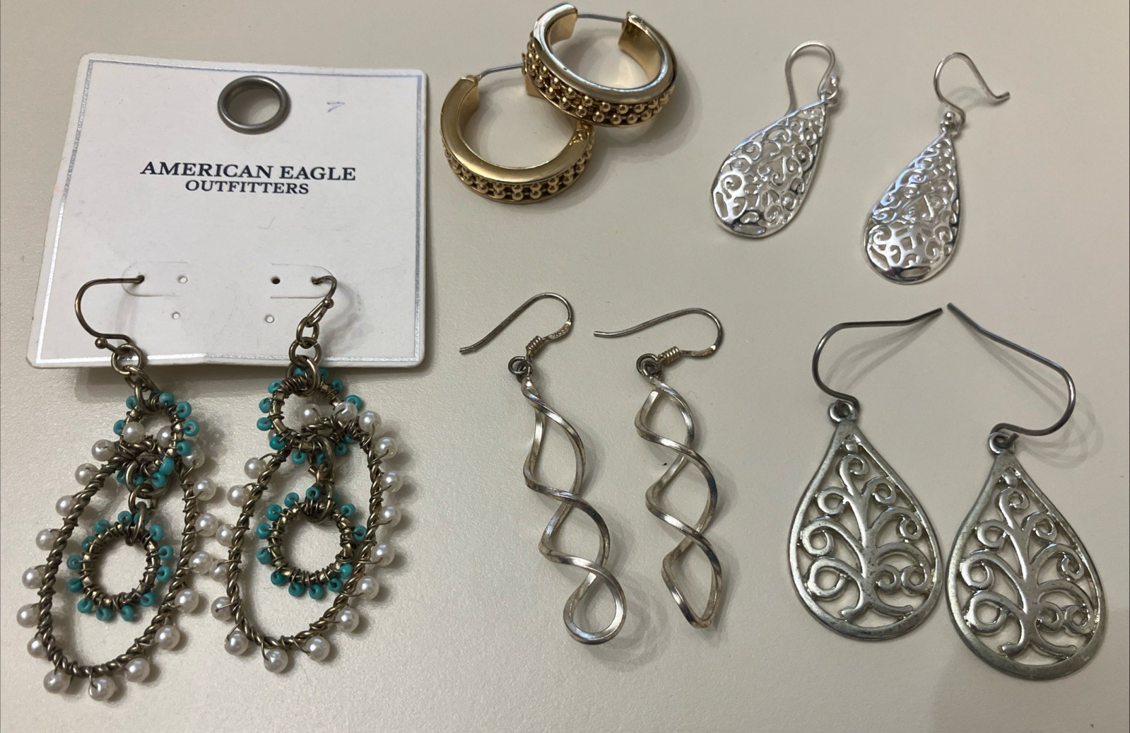 Earring Lot 60 Pr Pierced Mixed Colors Styles Materials