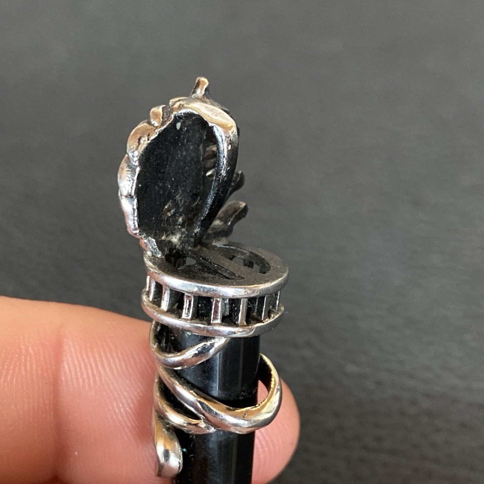 Wolf Head Tribal Pendant Shiny Silver Tone Simulated Faux Onyx Black Fang Tooth