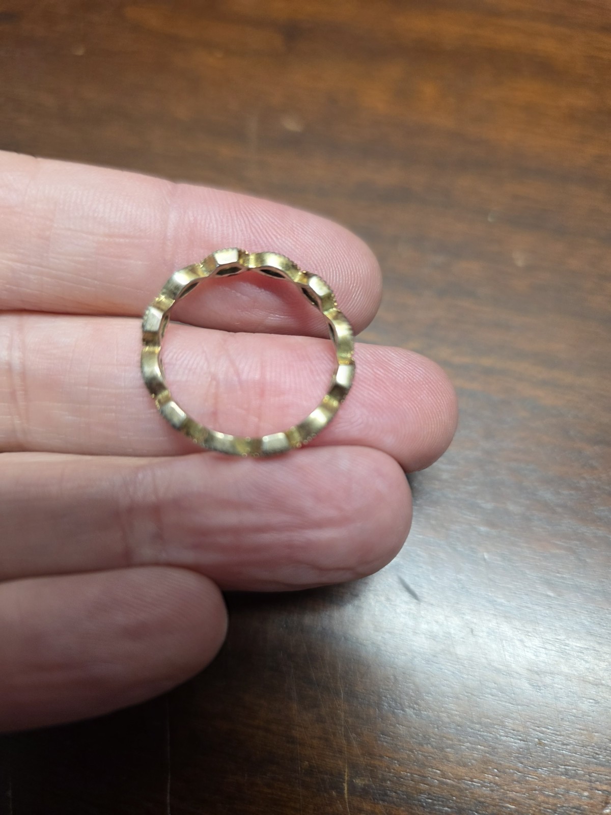 Sterling Silver ring scalloped band small, round CZ stones antique finish Size 8
