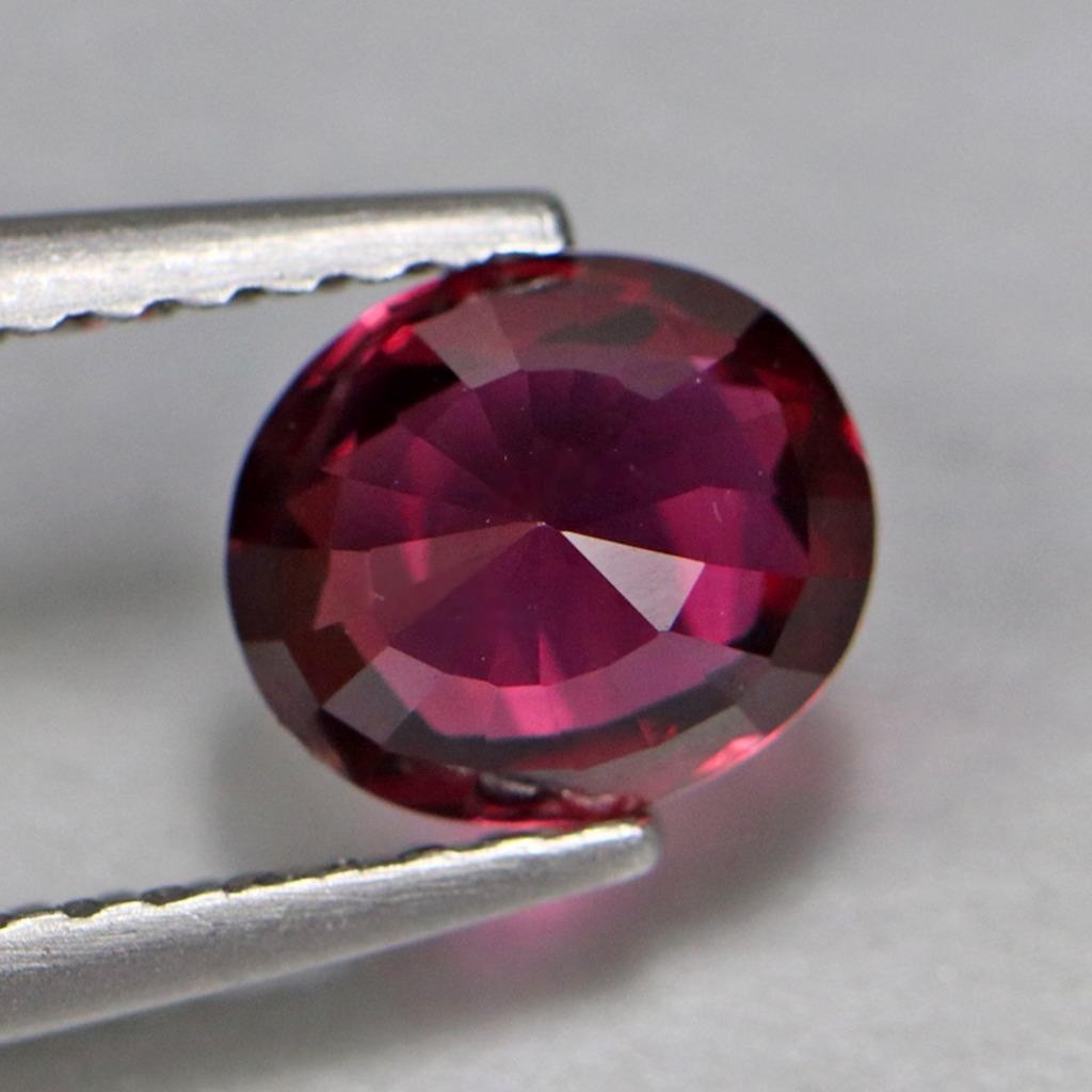 1.02 CTS NATURAL red spinel OVAL SHAPE LOOSE GEMSTONE FROM BURMA