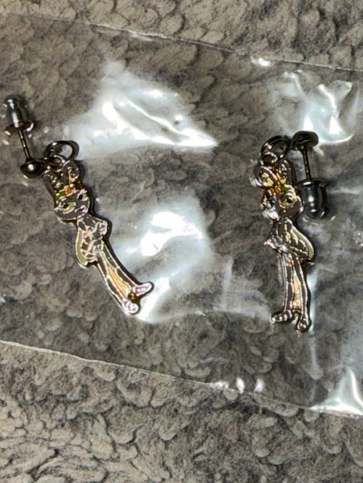 Vintage Disney Pixar Princess Atta Drop earrings