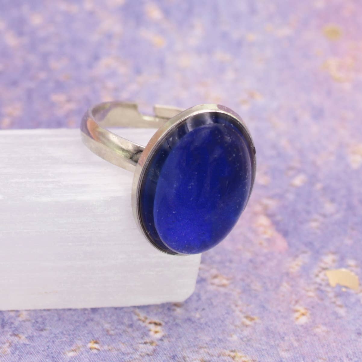 ZAD – Adjustable Oval Mood Ring