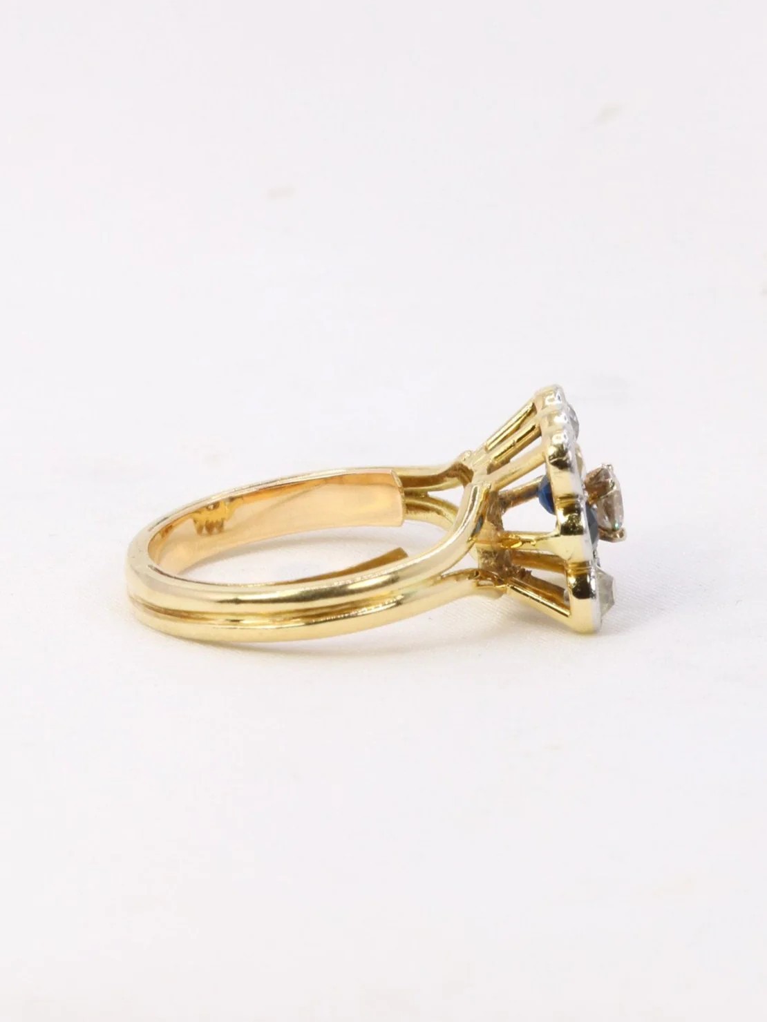 Square ring with old-cut sapphires and diamonds