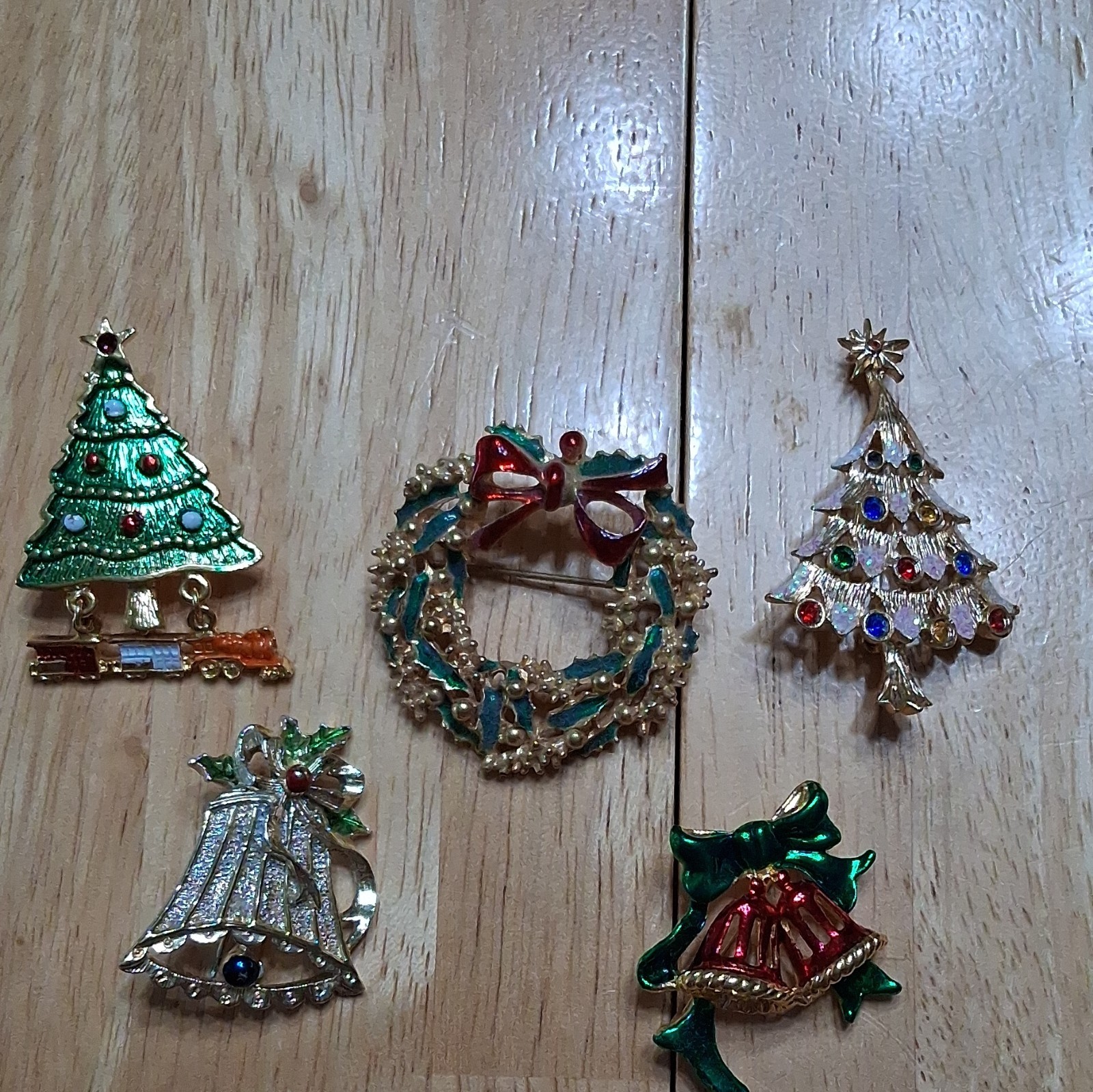 Lot of 5 Christmas Enamel Rhinestone Dangling Brooch Pins Tree Wreath Bells