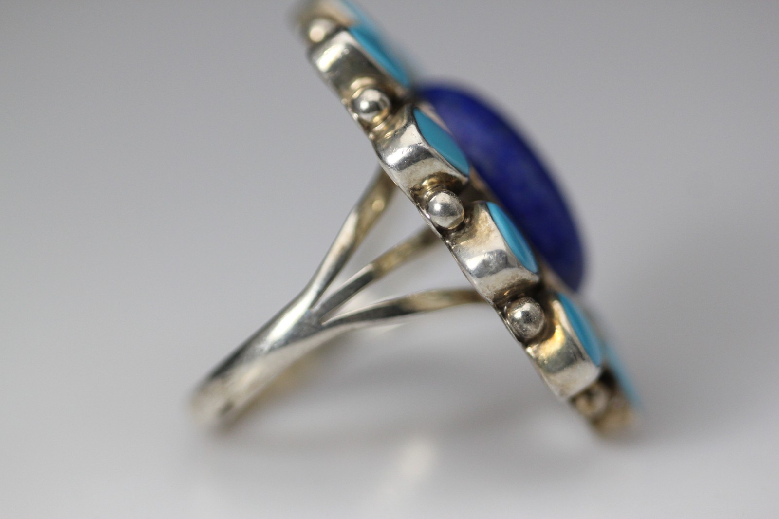 Sterling Oval Blue Lapis & Faux Turquoise Western Size 11 Ring 13.1g(RIN9663)