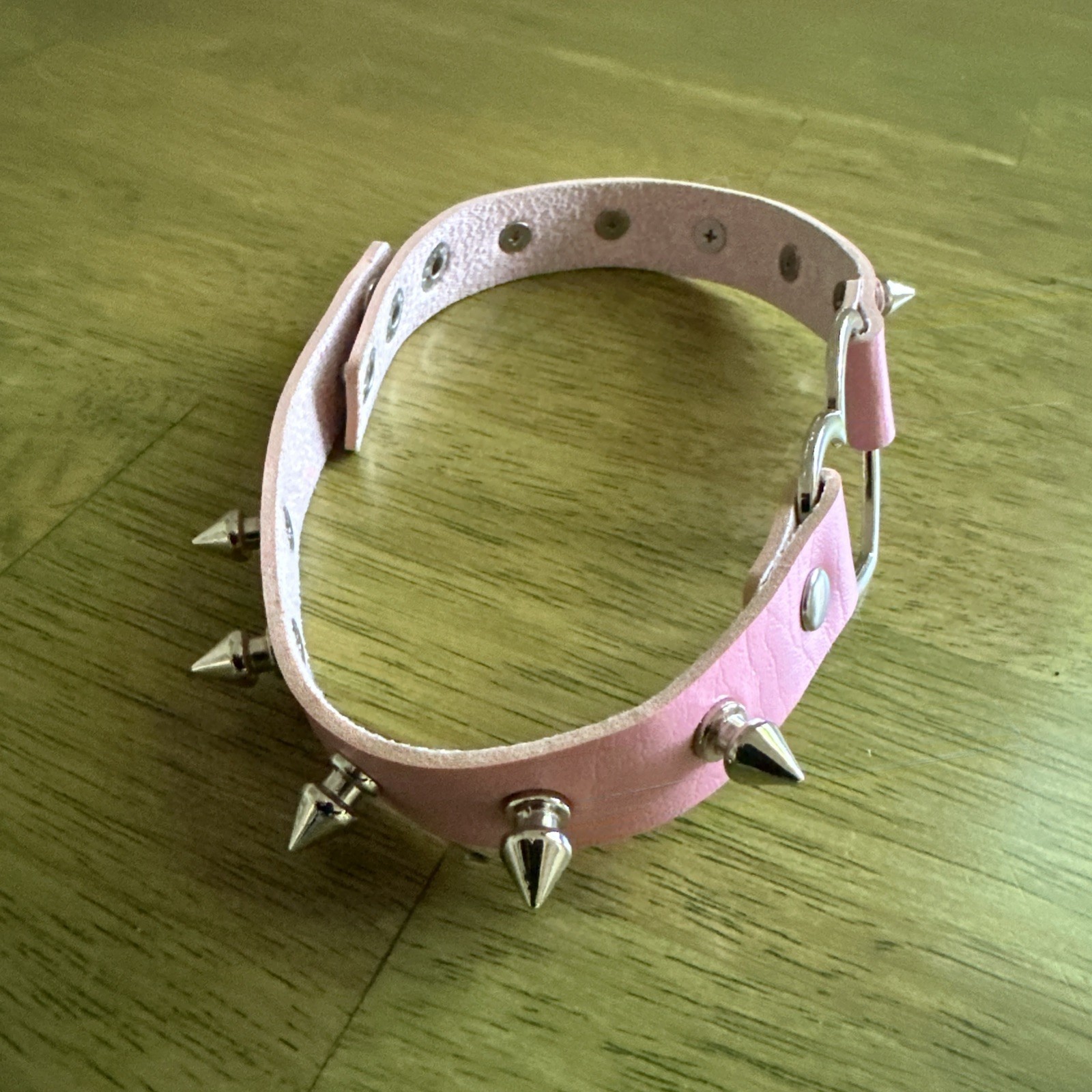 Gothic Stud PU Leather Choker Pink Love Heart Necklace Adjustable Women Collar