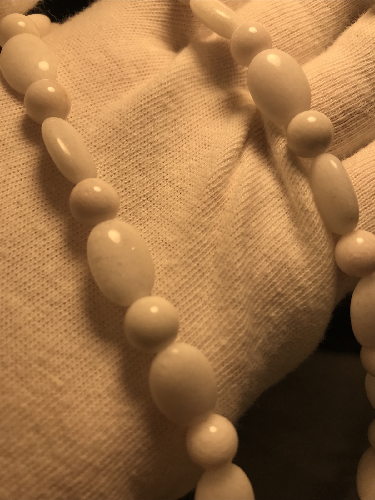 23” Long Vintage Roman RMN Brand White Stone Necklace Oval & Round Bead