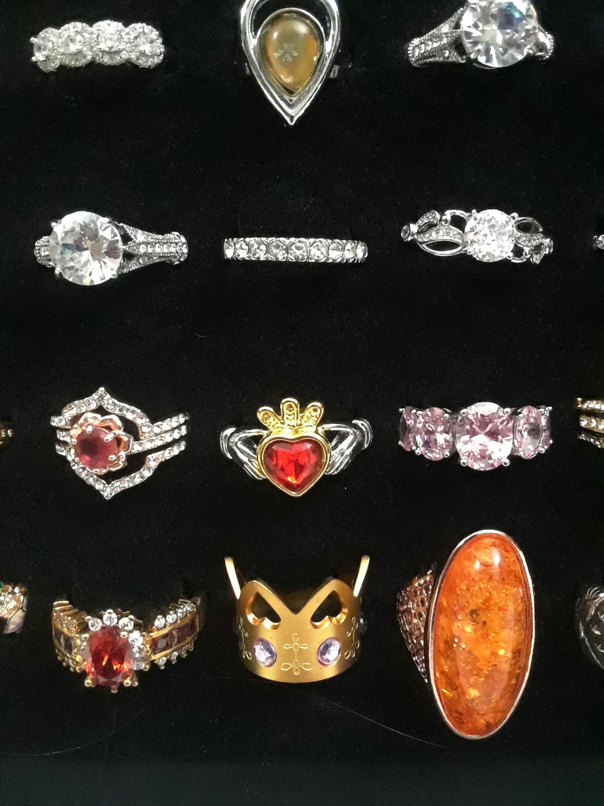 Wholesale Lot of 72 Rings Various Shapes and Sizes Men – Women Display Tray NWOT