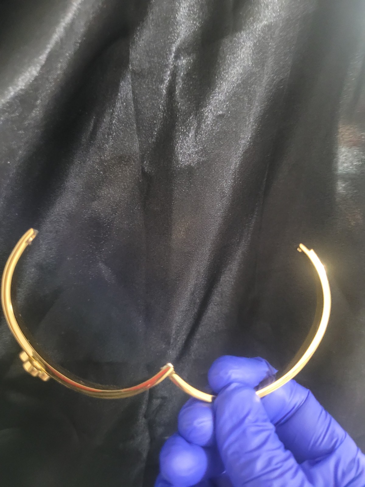 18k Gold Plated Bangle Titanium Steel Won’t Tarnish Rust Discolor In Gld Or Slvr