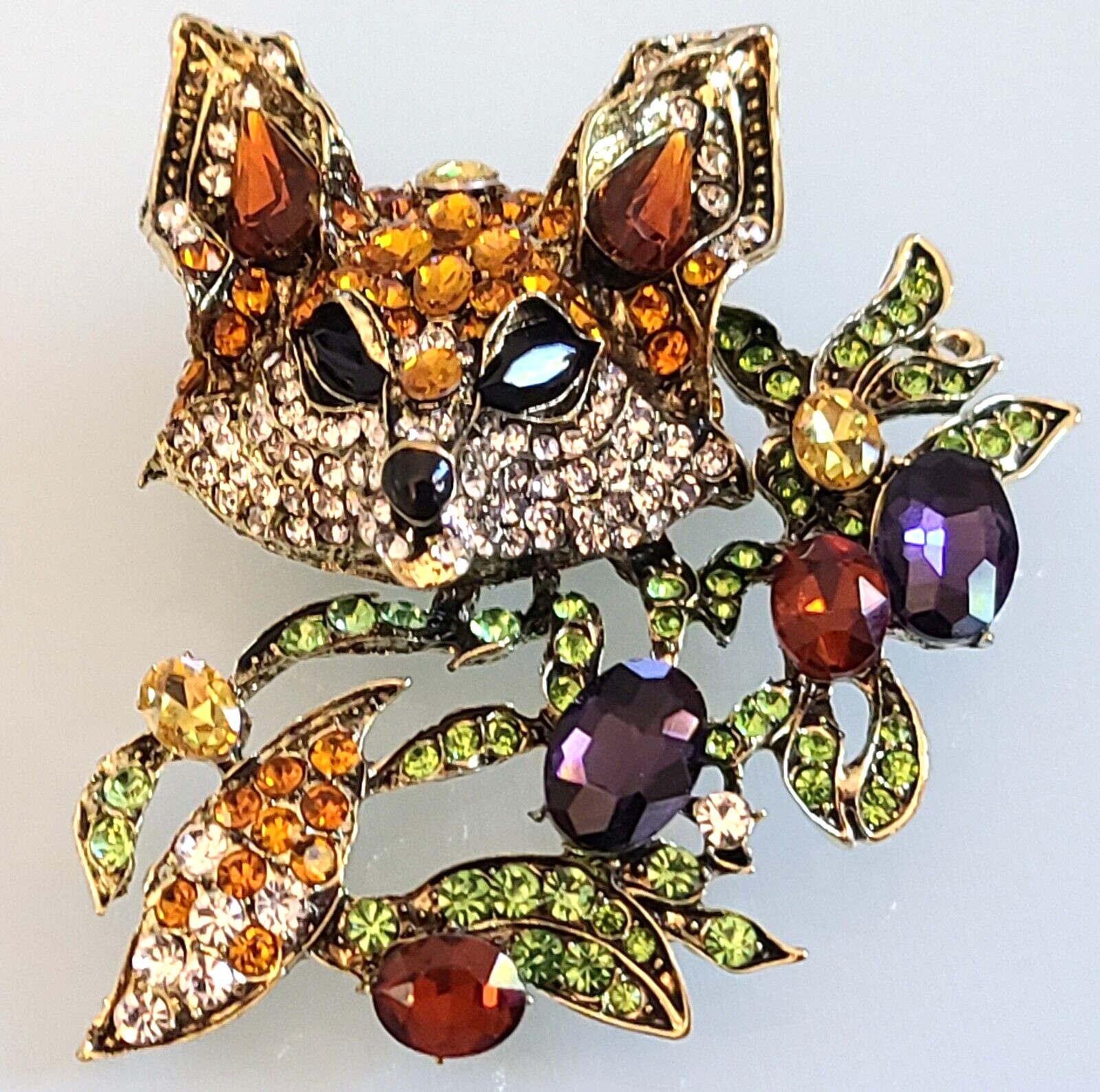 WOWSER HIGHLY DIMENSIONAL DESIGNER STYLE UNSIGNED MULTICOLORED FOX BROOCH PIN