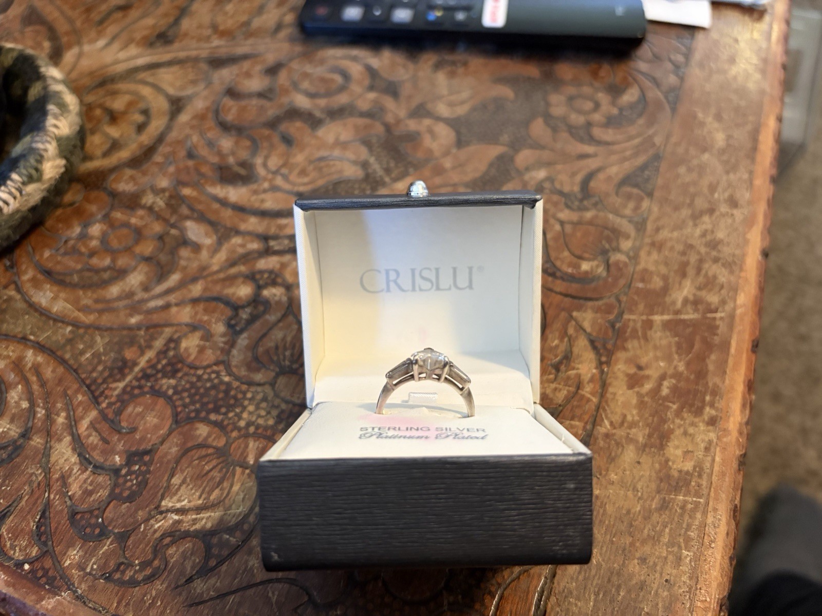 CRISLU Sterling Silver Platinum Plated Solitaire Ring CZ White Size 9