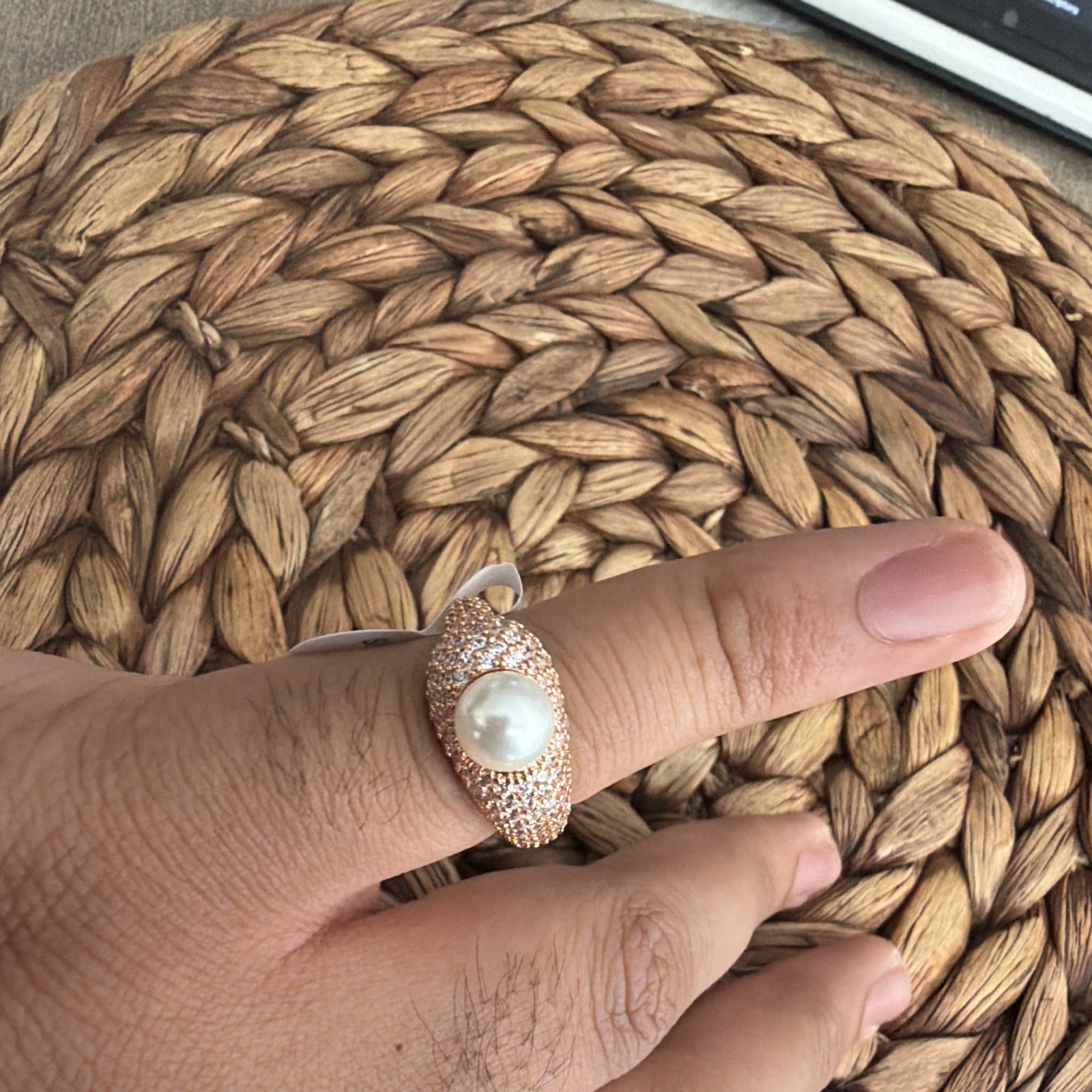 Bomb Party Pearl Empress Rose Gold Plated Pearl Ring Sz 8 RG34945