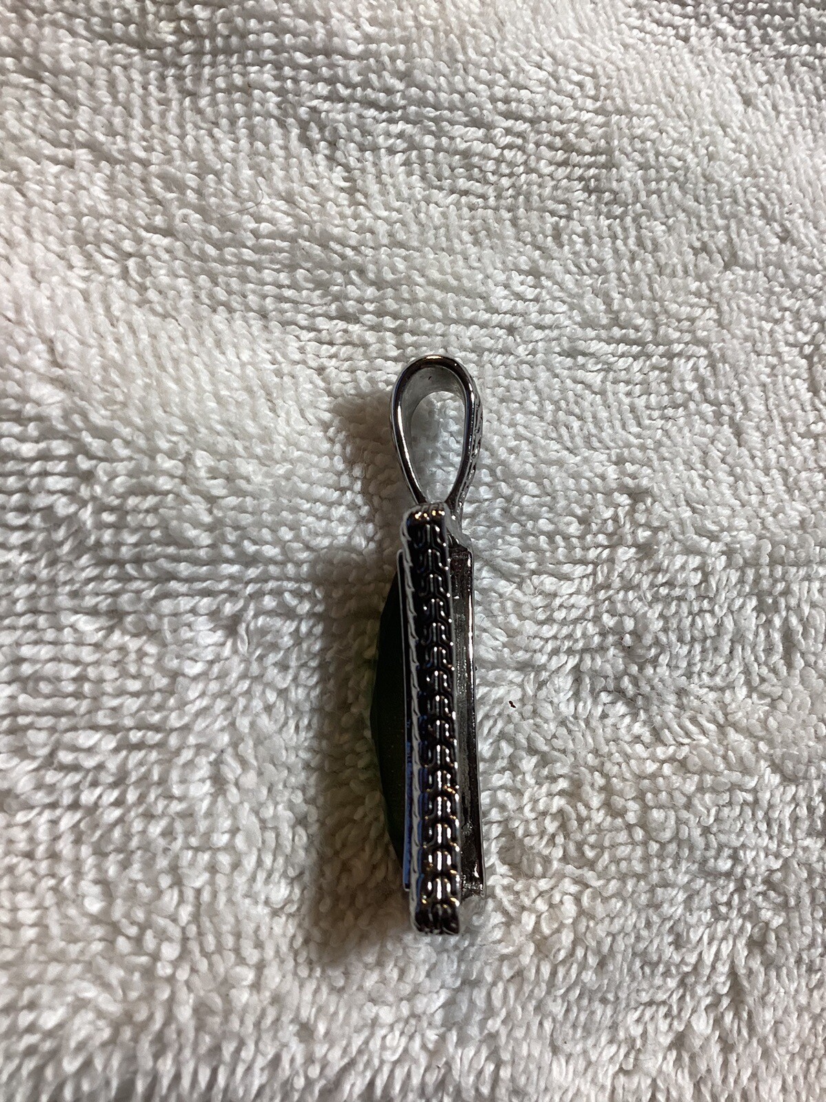 Leah Sophia pendant silver and green