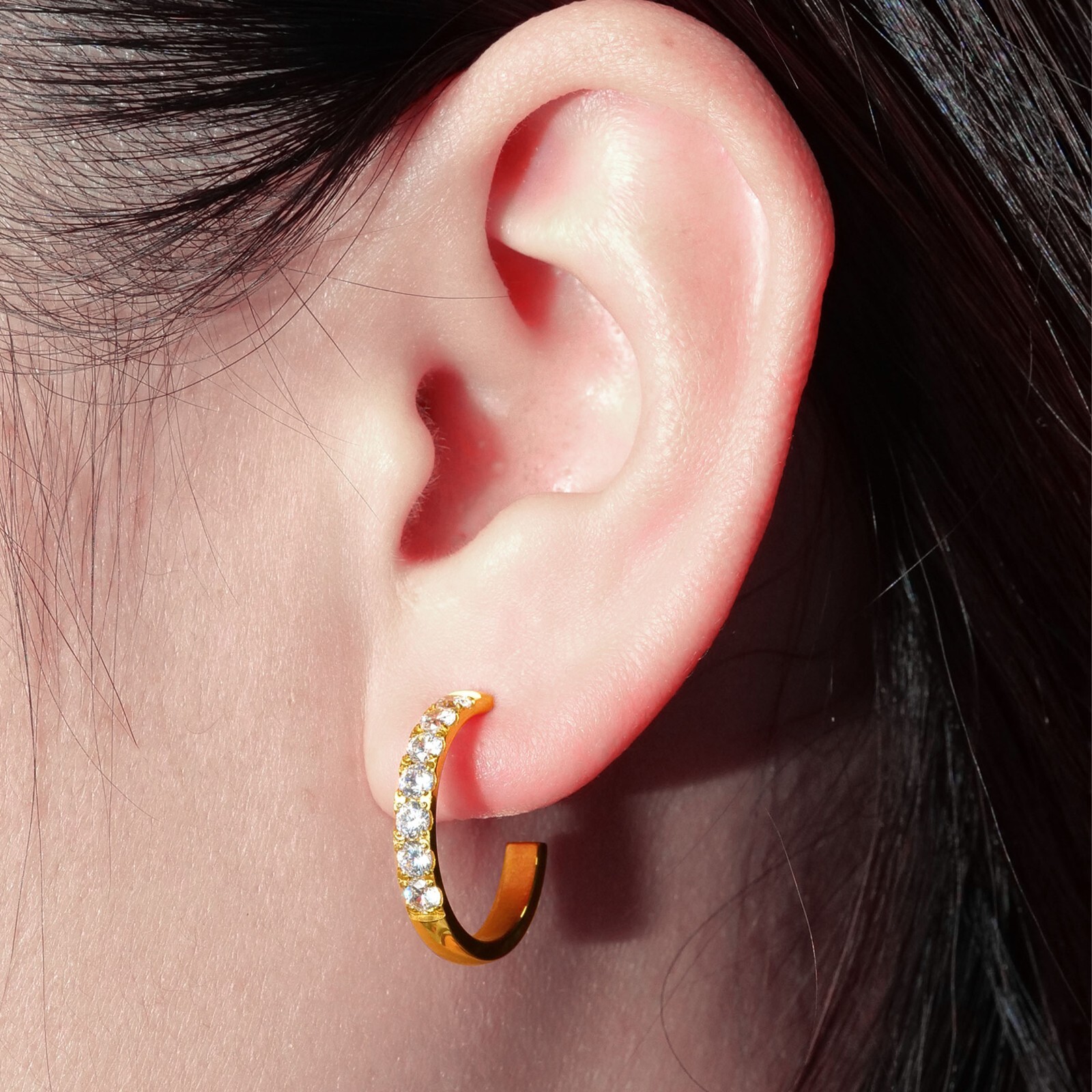 G23 Pure Titanium Hypoallergenic C-shaped earrings for Women Sensitive Ears