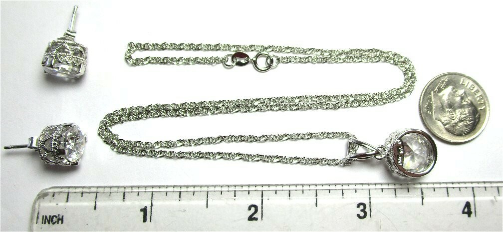 925 Sterling Silver and CZ Pendant Necklace and Earrings 9.1 grams