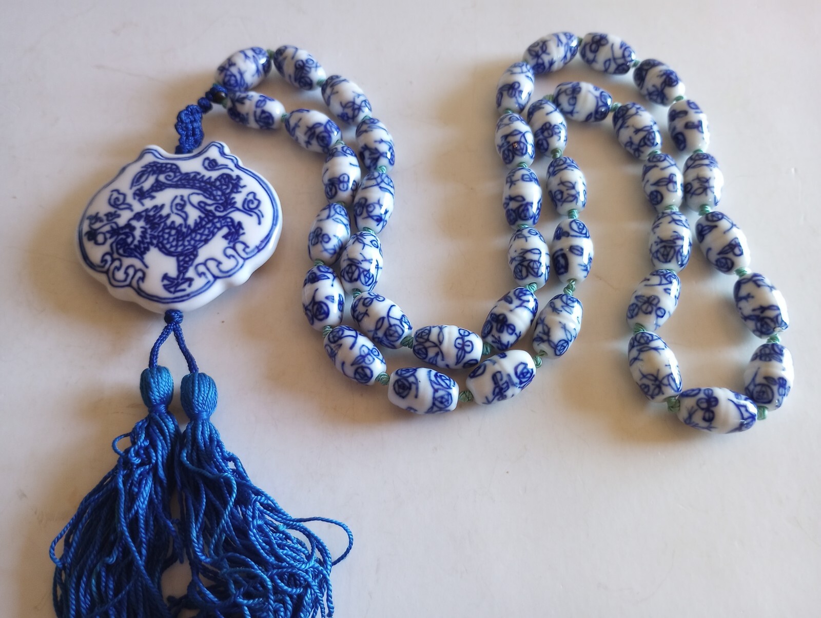 VINTAGE CHINESE PORCELAIN PAINTED FLOWERS DRAGON PENDANT 28 “SILK KNOTTED