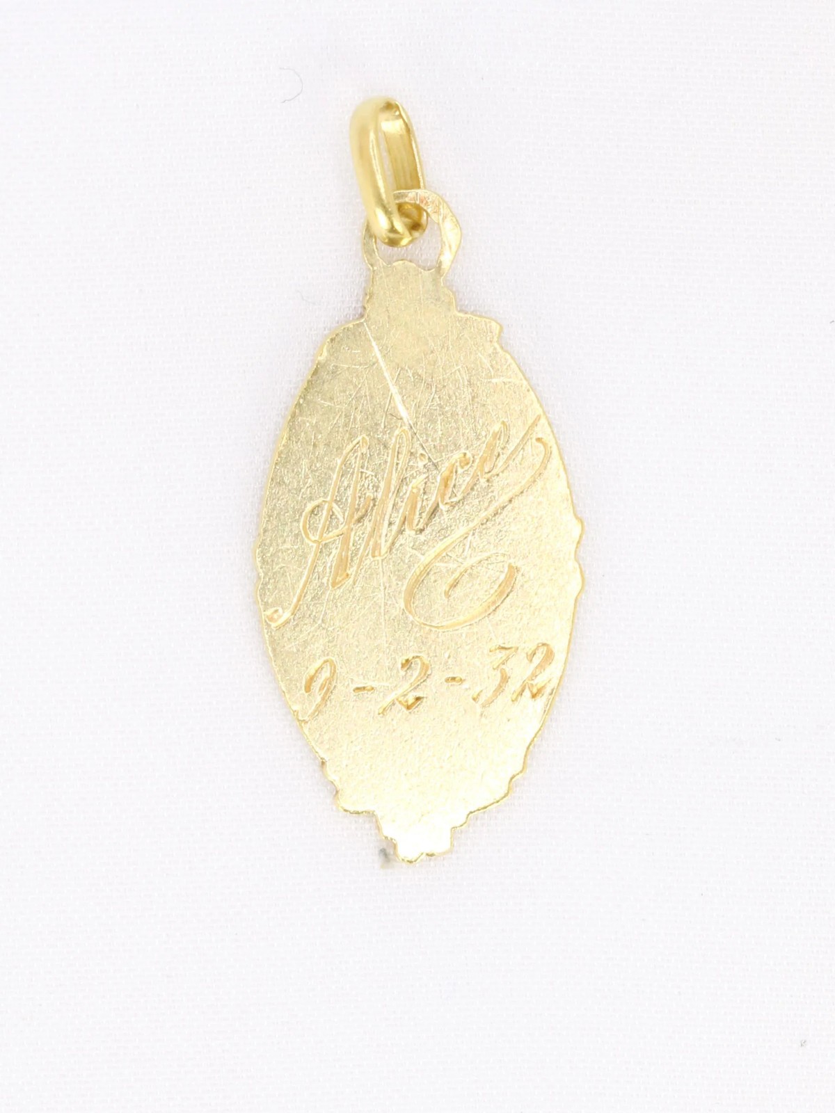 Art Nouveau religious medal in yellow gold