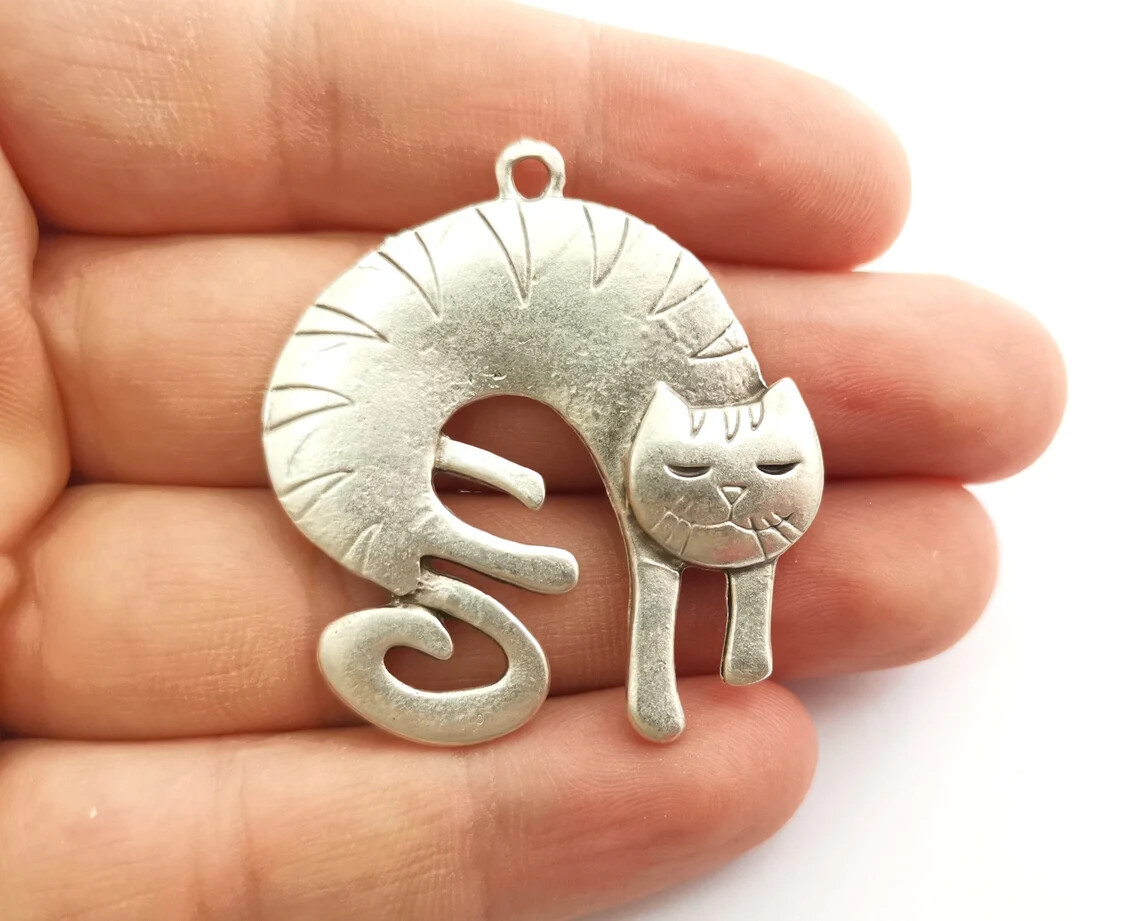 Cat Dangle Charms Antique Silver Plated jewelry Accessories (45x42mm) G18318