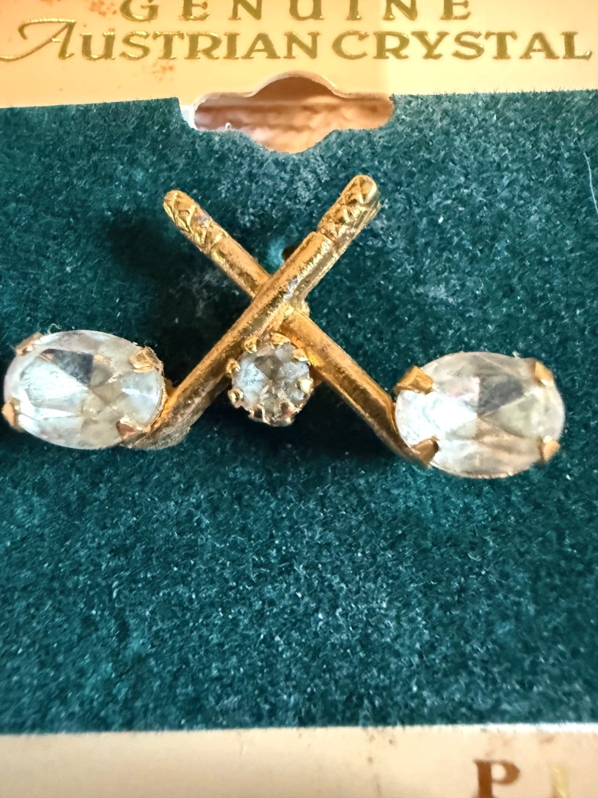New Roman, Inc, Genuine Crossed Double Golf Clubs Austrian Crystal Lapel Pin