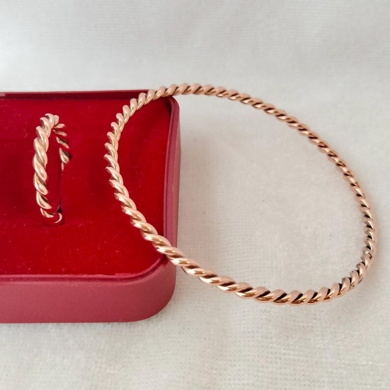 Copper Magnetic Bracelet Arthritis Pain Therapy Energy Cuff Bangle Men & Women